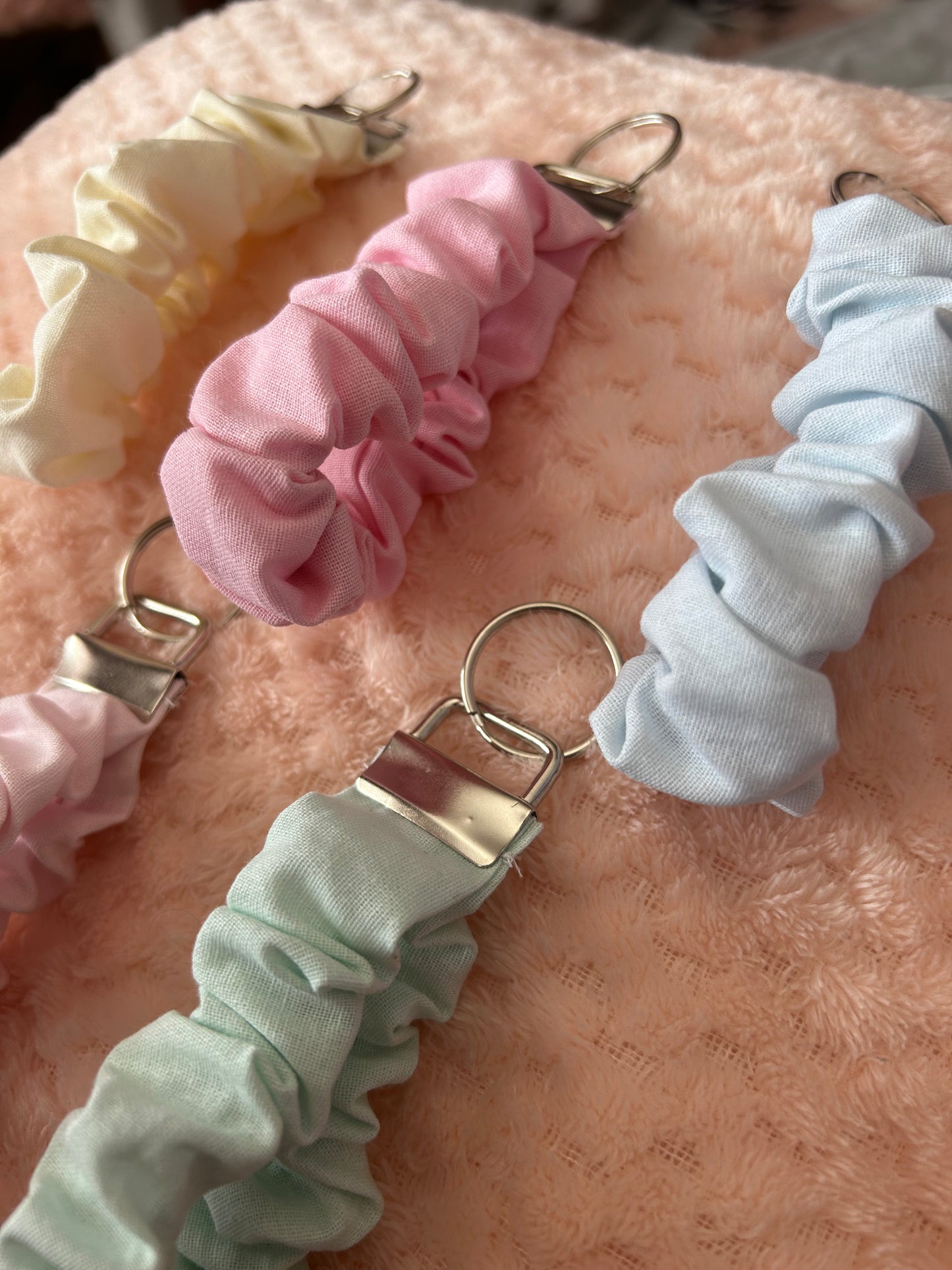 Plain colour scrunchy wristlet