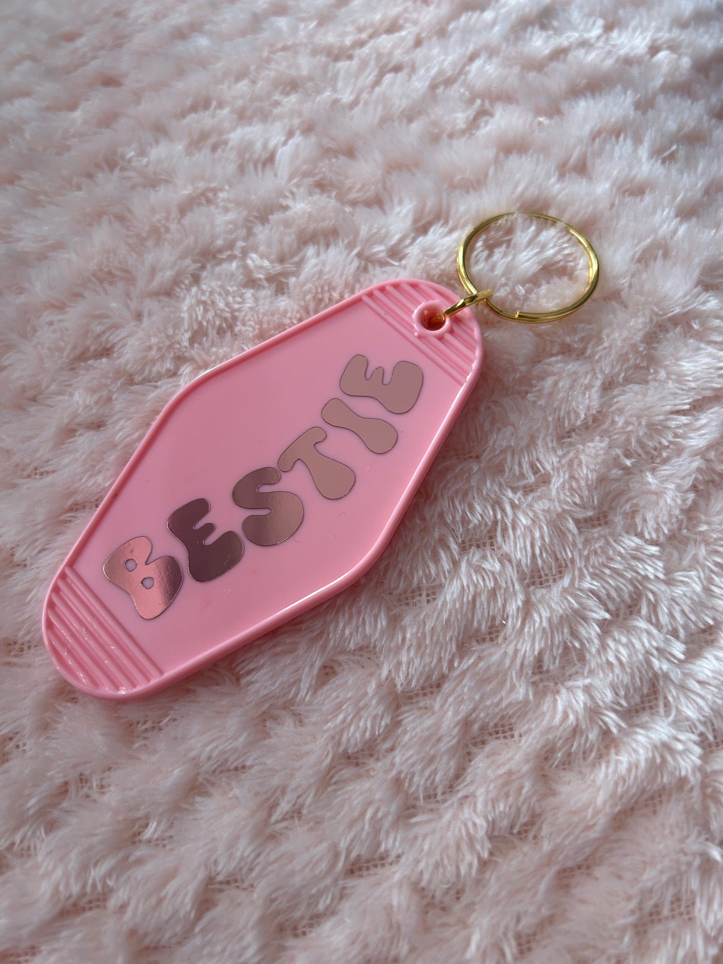 Bestie motel keyring