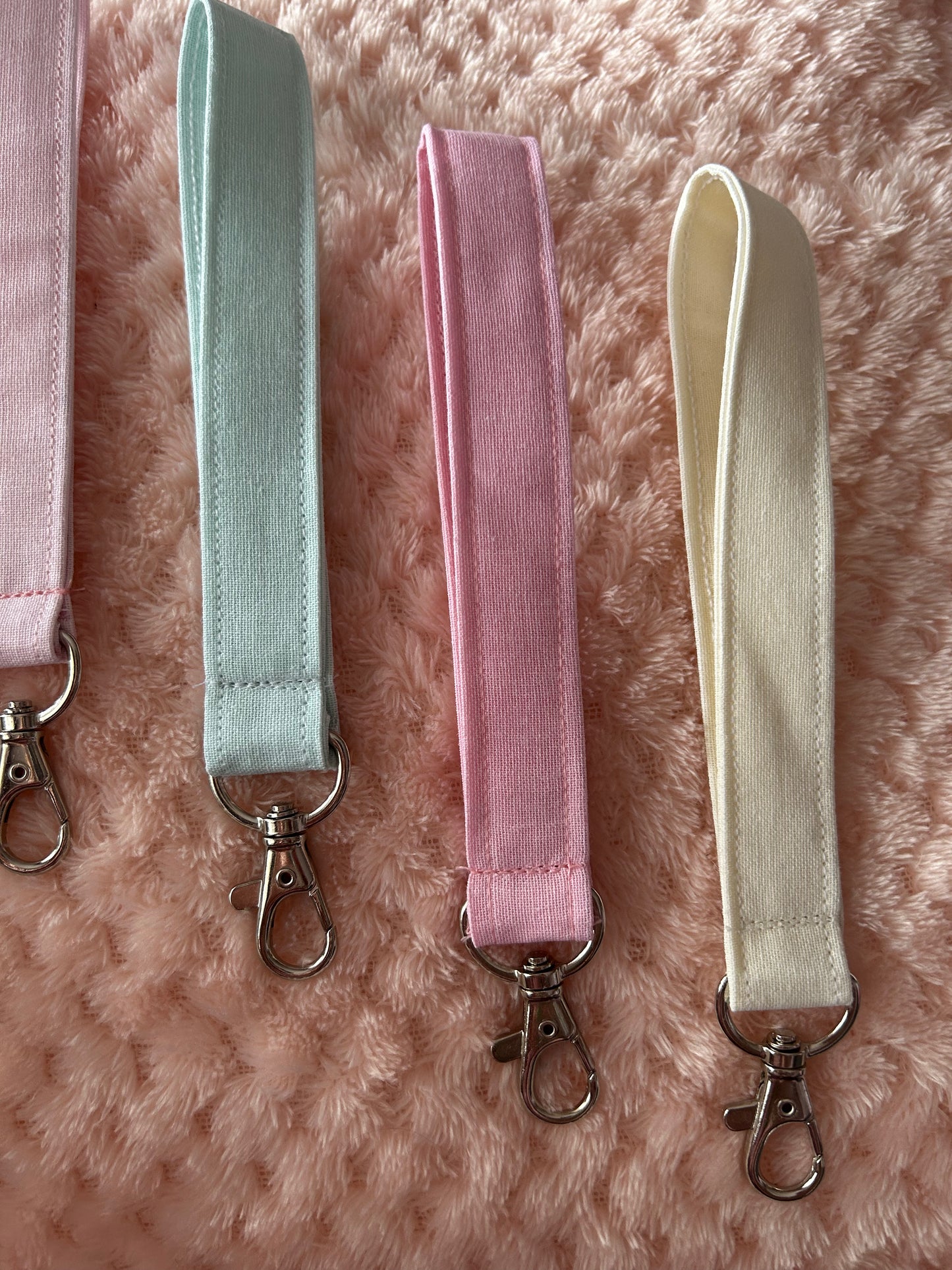 Plain colour wristlet