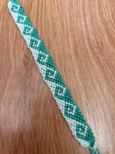 Load image into Gallery viewer, Wave bracelet