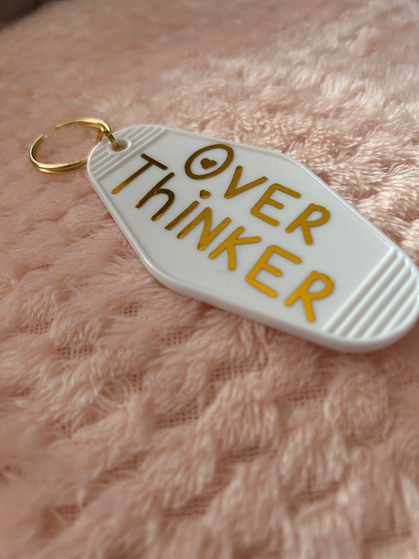 Over Thinker motel keyring