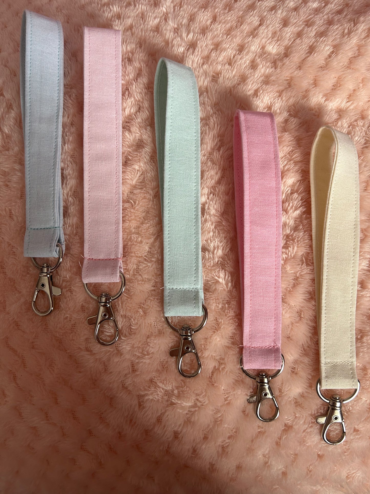 Plain colour wristlet