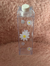 Load image into Gallery viewer, Daisy milk carton 500ml