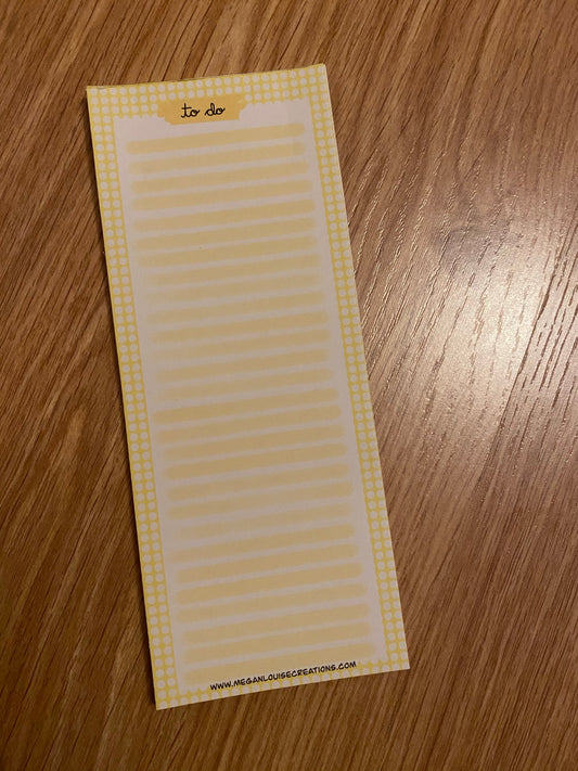 Yellow to do notepad