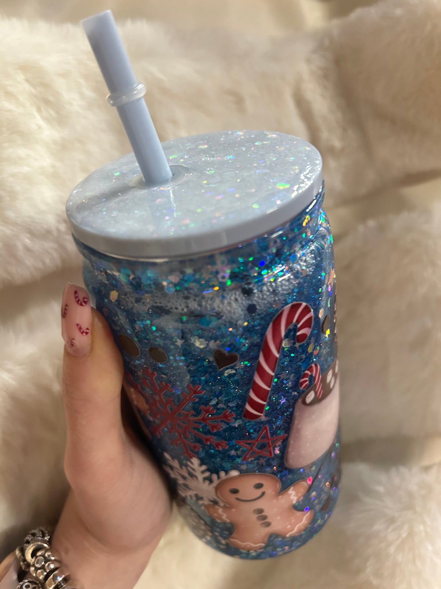 Ginergerbread hot chocolate snowglobe tumbler