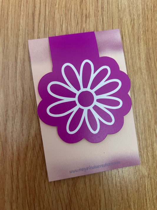 Flower fold over magnetic bookmark
