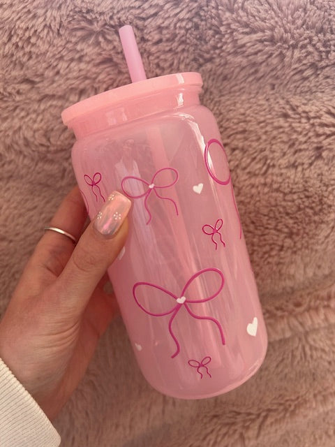 Baby pink bow can with straw