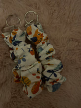 Load image into Gallery viewer, Summer vibes scrunchy wristlet
