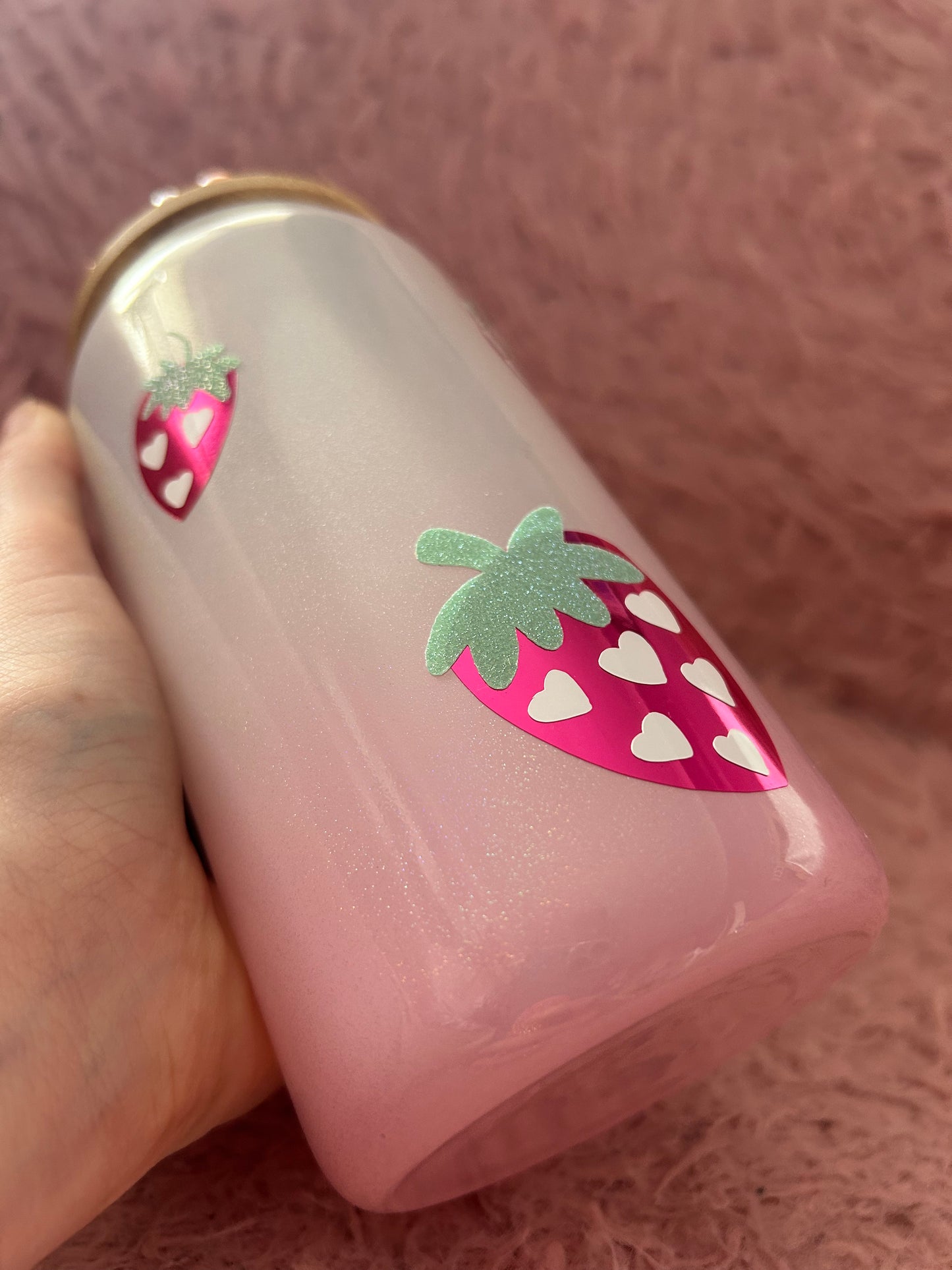 strawberry white to pink ombre glass can