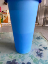 Load image into Gallery viewer, Personalised colour changing tumbler, bee tumbler
