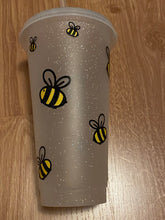Load image into Gallery viewer, Personalised bee cold cup
