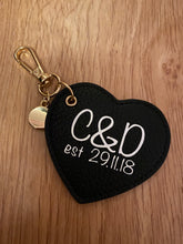Load image into Gallery viewer, Personalised heart keyring
