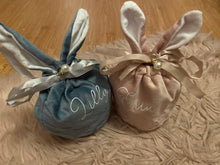 Load image into Gallery viewer, Personalised Easter treat bags
