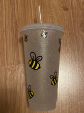 Load image into Gallery viewer, Personalised bee cold cup
