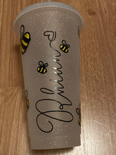 Load image into Gallery viewer, Personalised bee cold cup
