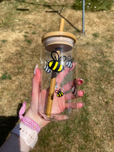 Load image into Gallery viewer, Bee glass can
