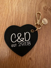 Load image into Gallery viewer, Personalised heart keyring
